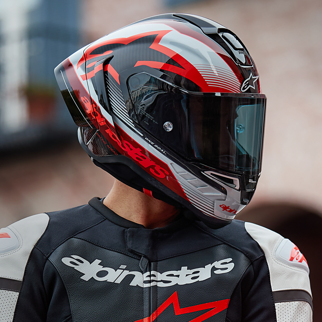 CLOSEOUT OS - Alpinestars - Supertech R10 Helmet - Team - Blk/Red/Wht - Size M