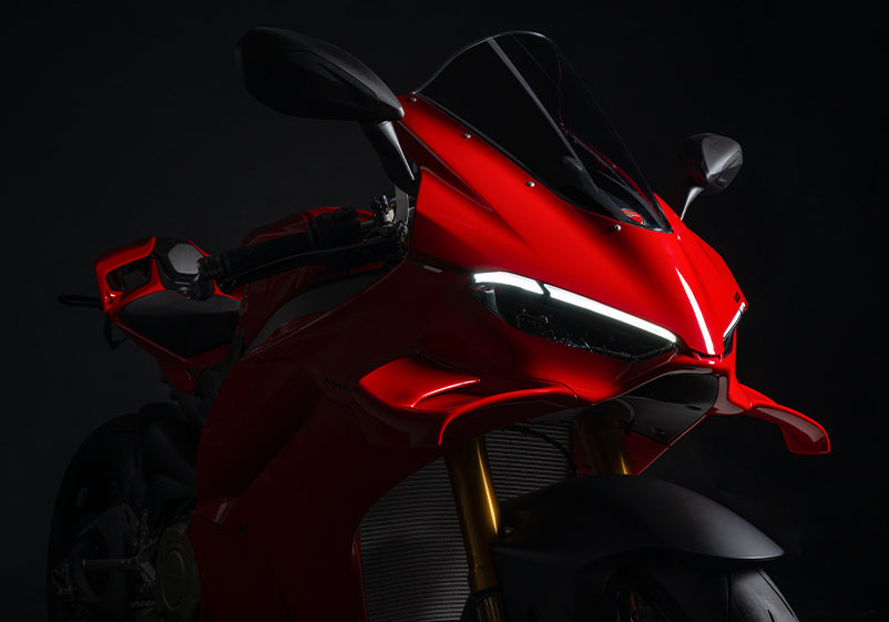 2025 Ducati Panigale V4 - Red