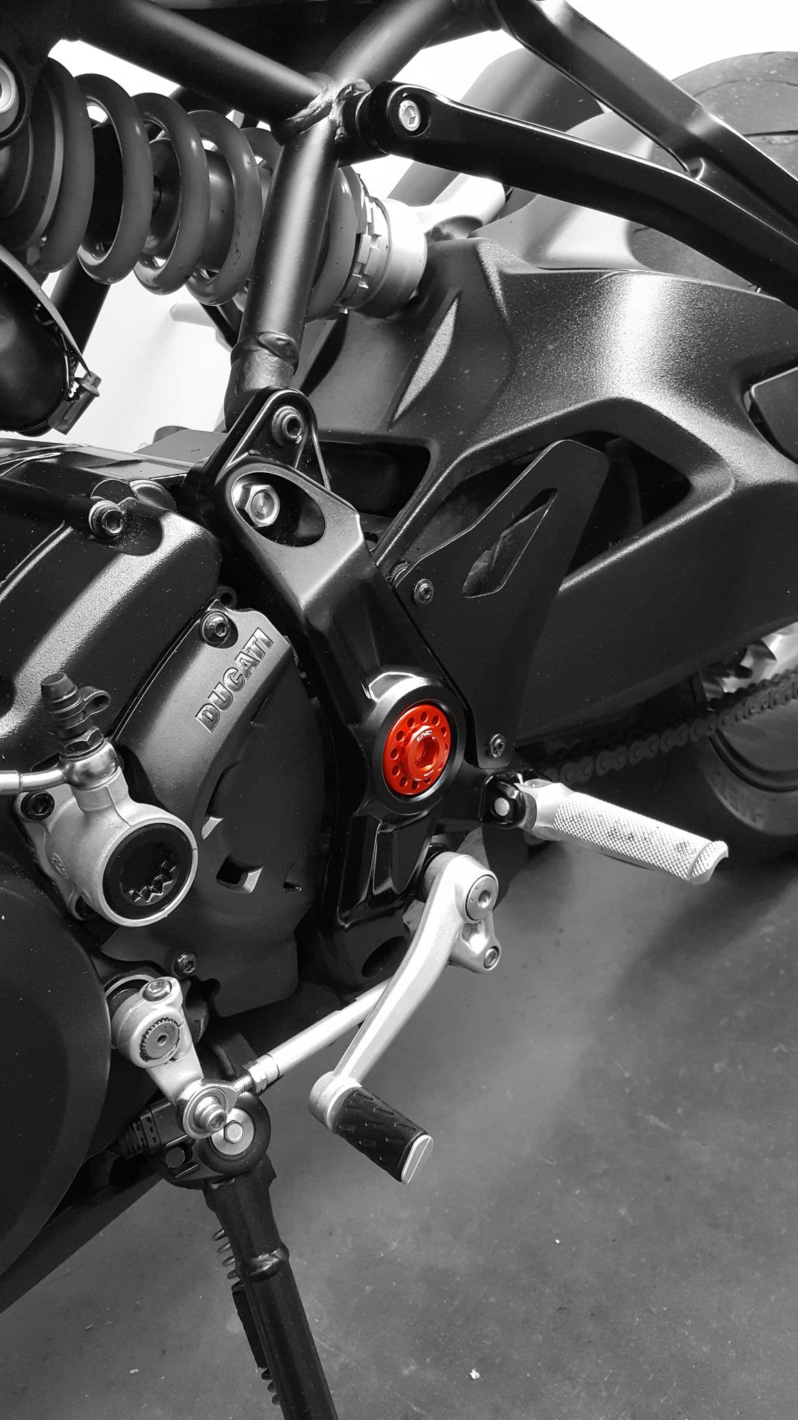PEV06 - CNC Racing Ergal Main Rearset Bolts For Ducati Monster 937 / plus