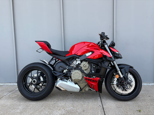 PREMIUM PREOWNED 2023 Ducati Streetfighter V4 (2096)