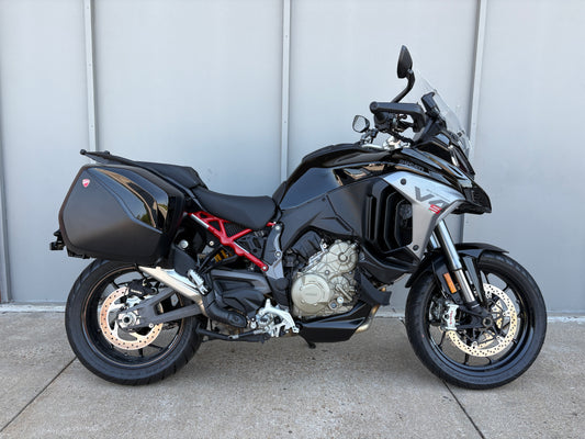 PREMIUM PREOWNED 2025 Ducati Multistrada V4 S (2321)