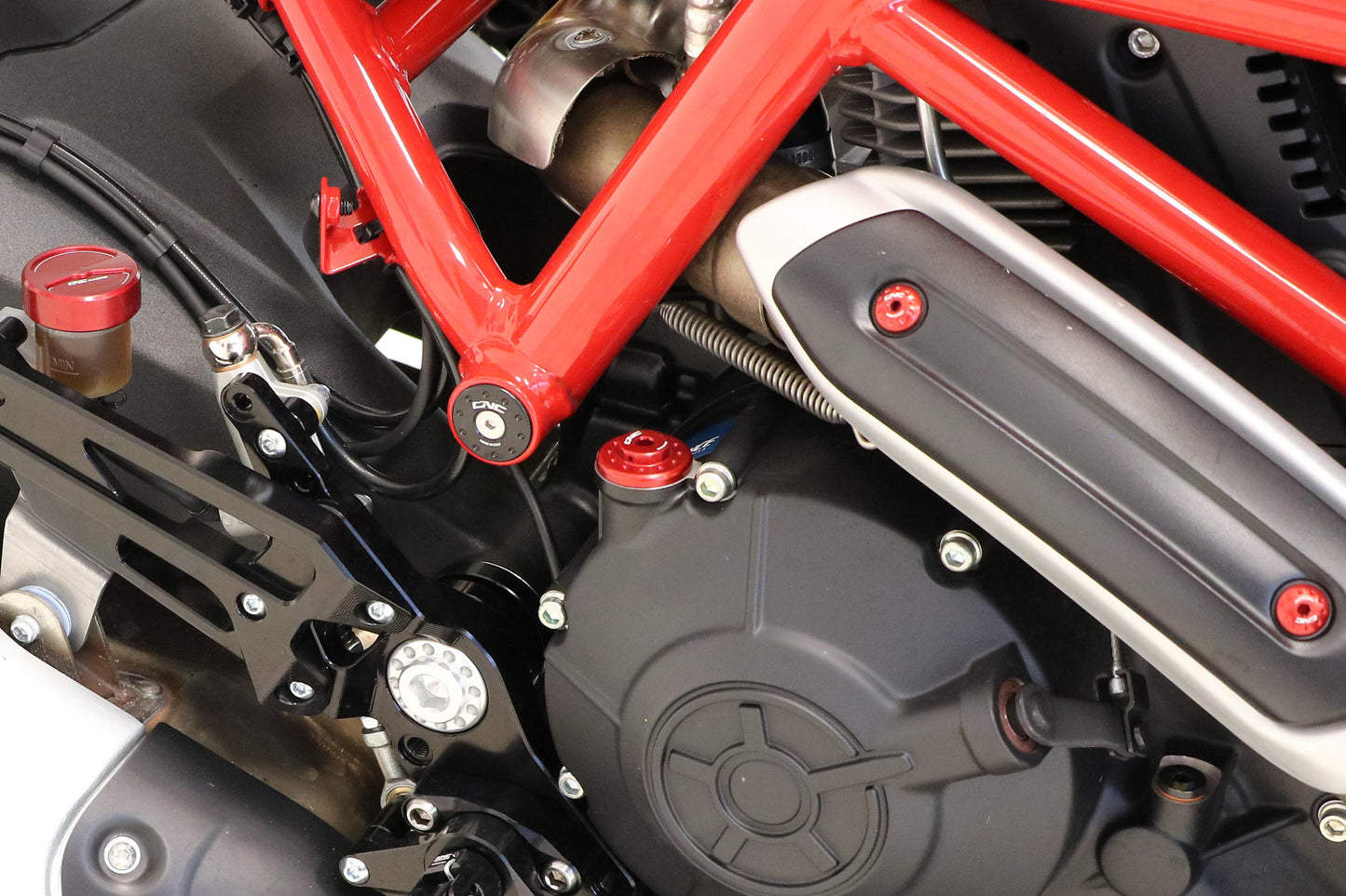 TA137 - CNC Racing - 'EXAGON' Engine Oil Cap