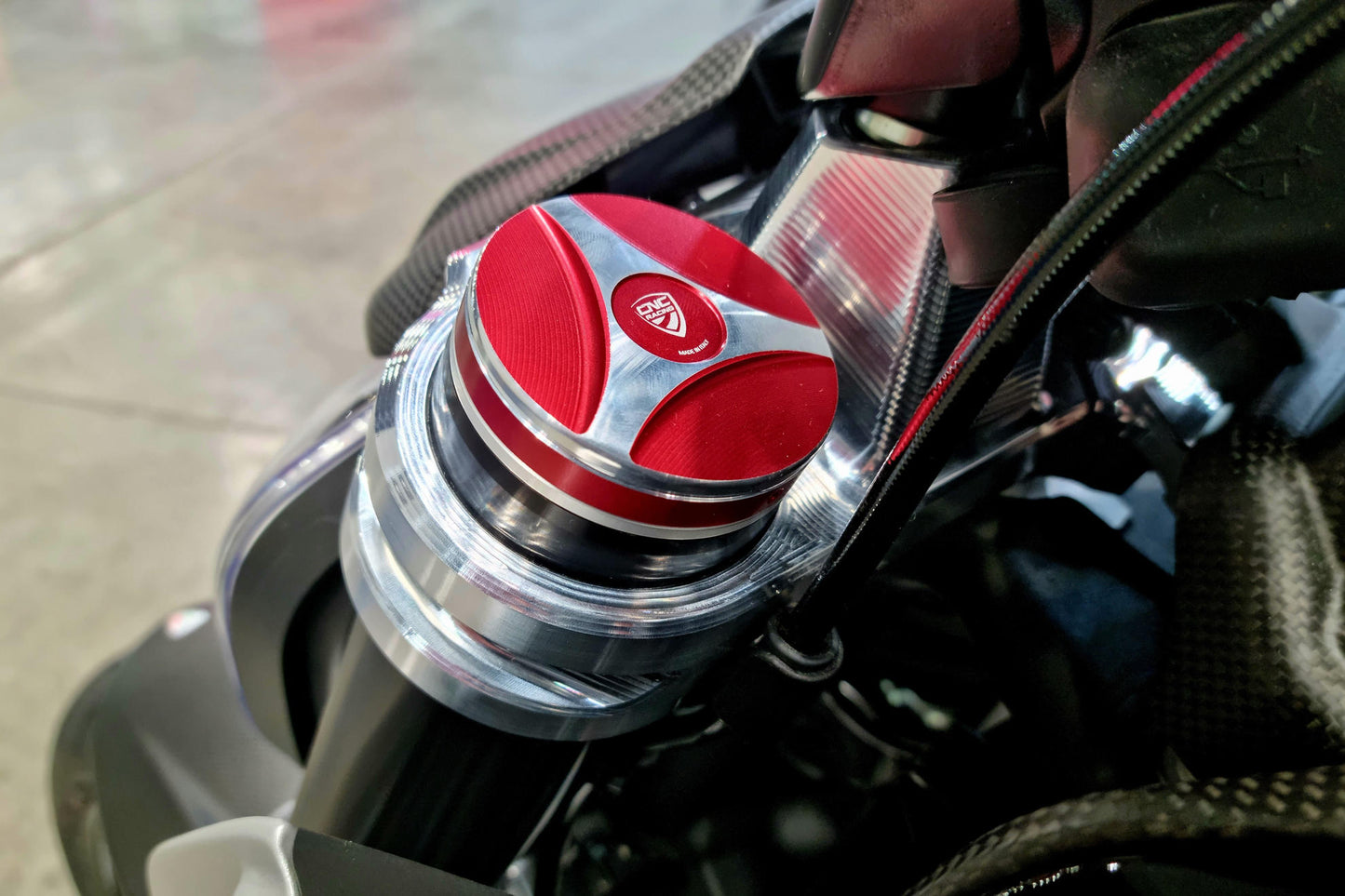 TE202 - CNC Racing - Fork Leg Plug Cap - Diavel V4
