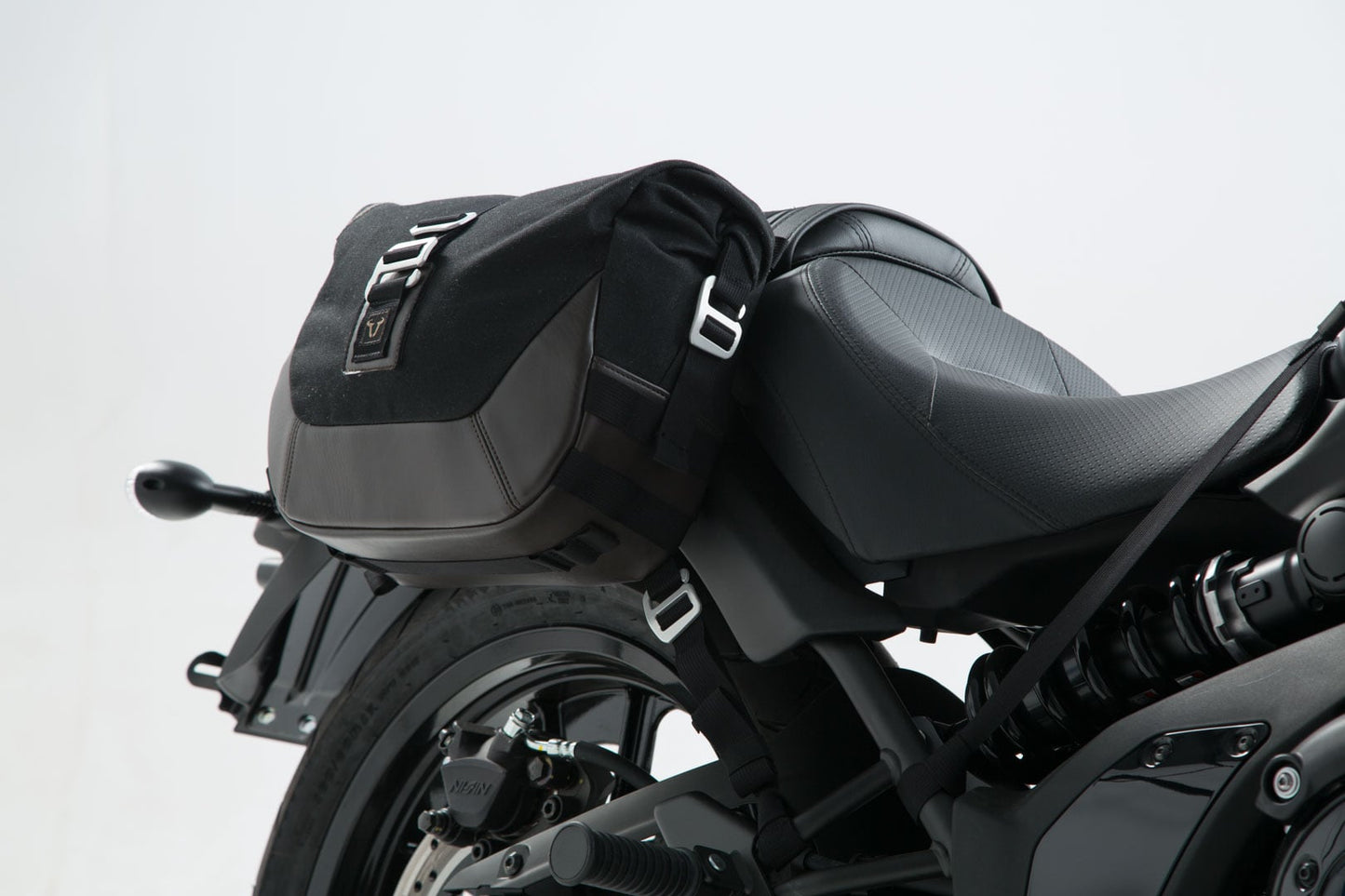BC.HTA.00.402.10000 - SW-MOTECH - Legend Gear saddle bag LS2 - 135 l For Legend Gear saddle strap SLS