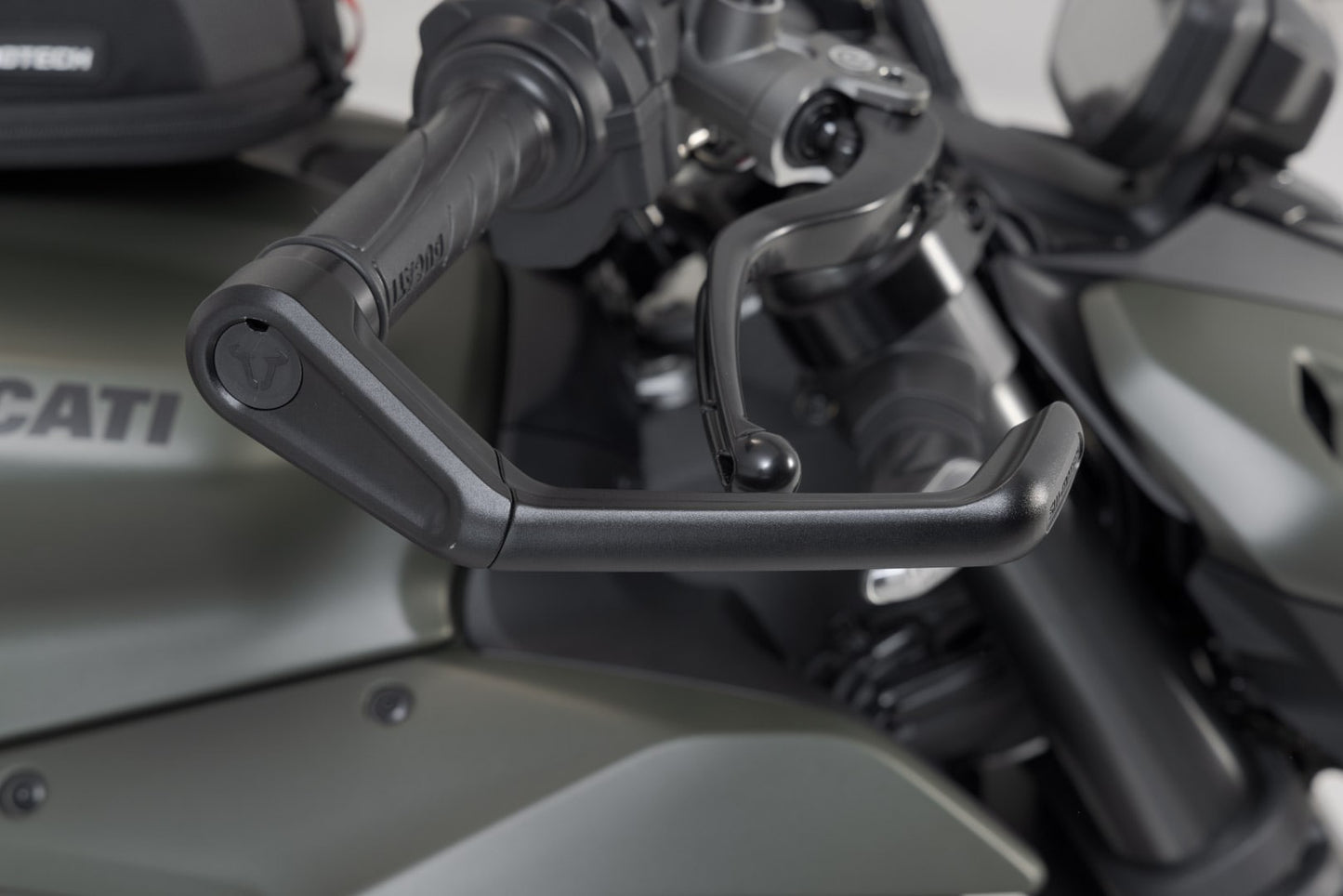 LVG.22.999.10002/B - SW-MOTECH - Lever guards - Aprilia, Ducati, Triumph models - BLACK