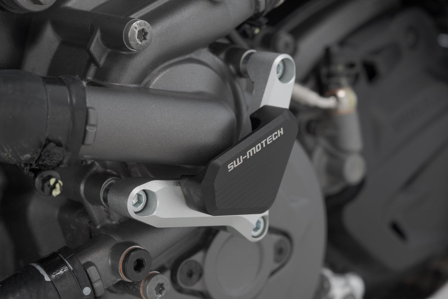 SCT.22.114.10002 - SW-MOTECH - Water pump protection - /black Ducati models - SILVER