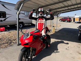 Riding the Panigale V4 S On The Race Track