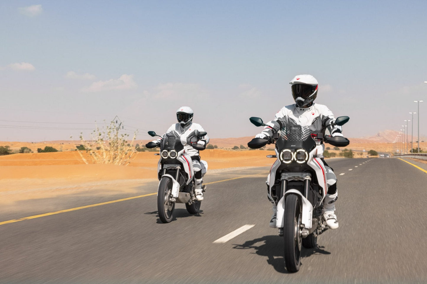 2025 Ducati DesertX - Star White Silk