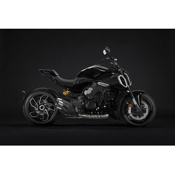 2024 Ducati Diavel V4 Black