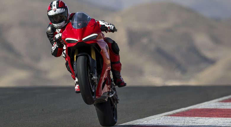 2026 Ducati Panigale V2 S - Red