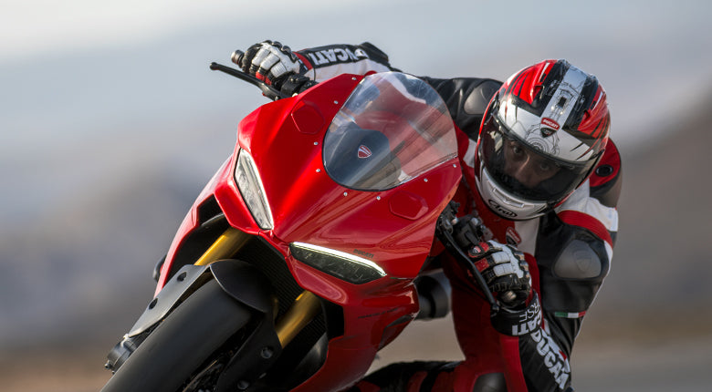 2026 Ducati Panigale V2 S - Red