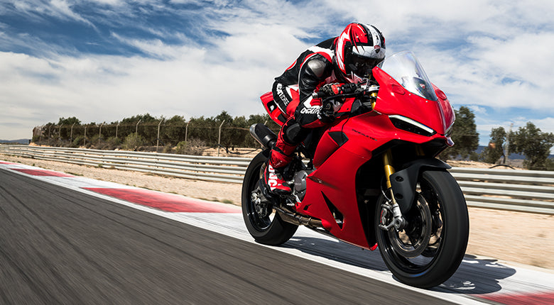 2026 Ducati Panigale V2 S - Red