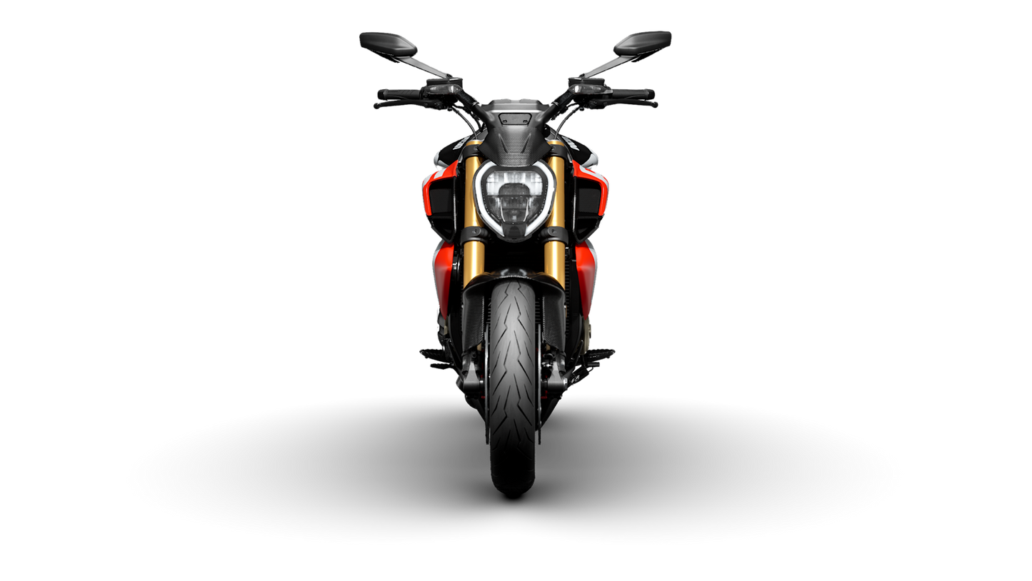 2026 Ducati Diavel V4 RS