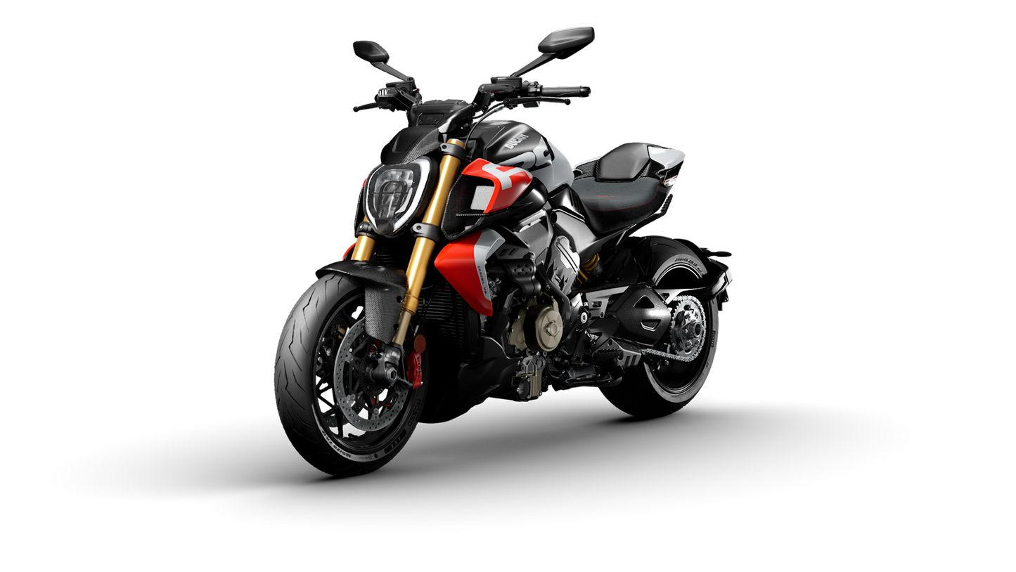 2026 Ducati Diavel V4 RS