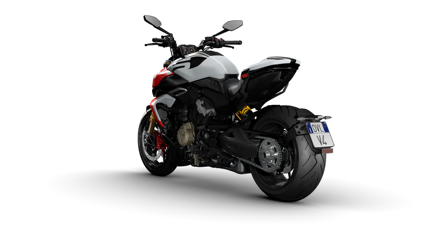 2026 Ducati Diavel V4 RS