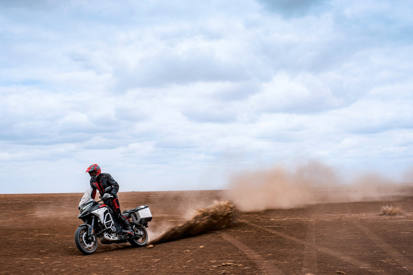 2025 Ducati Multistrada V4 Rally - Red