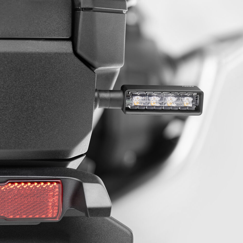 TS140B - RIZOMA - LAYER Sequential lighting turn signal (pair)