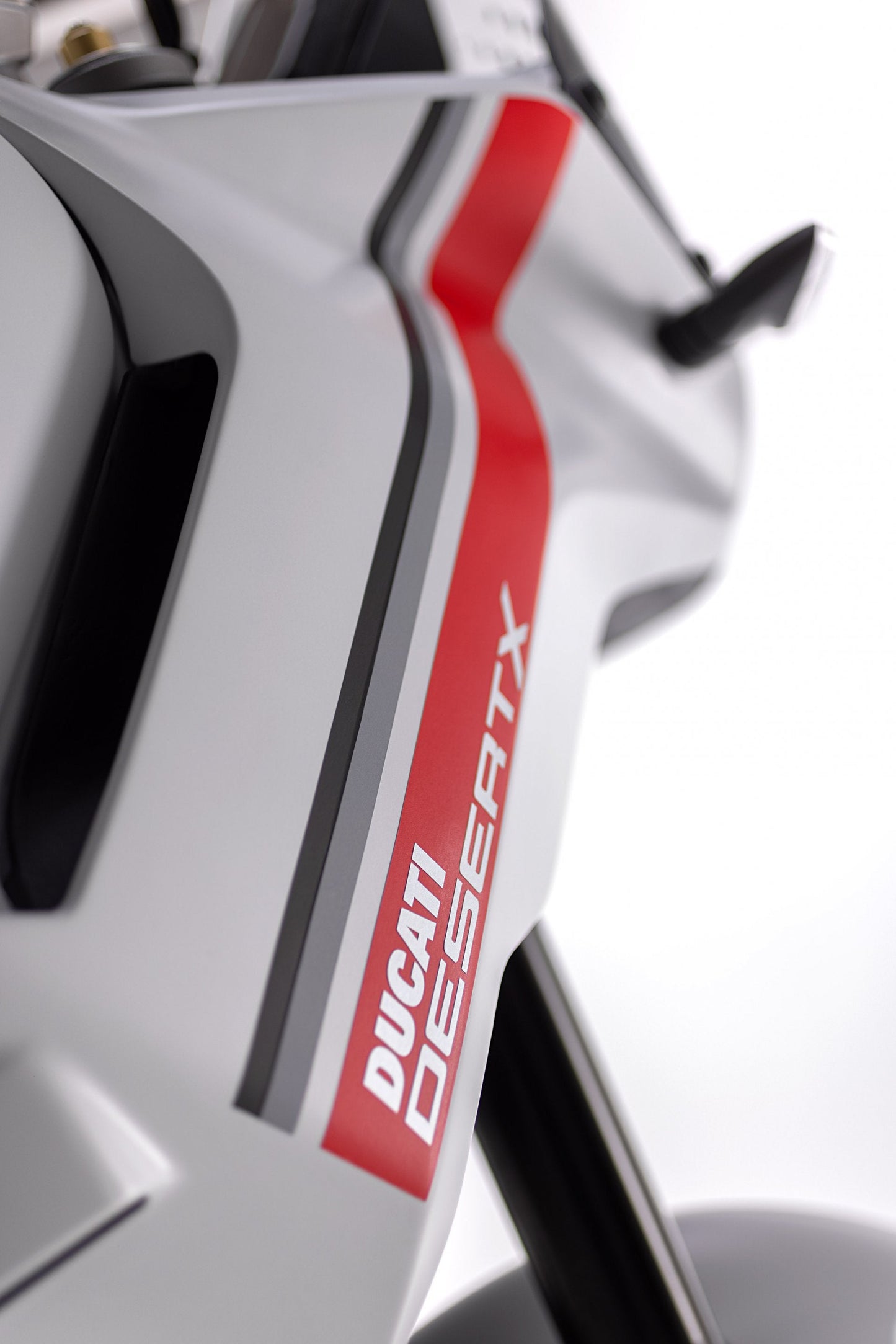 2025 Ducati DesertX - Star White Silk