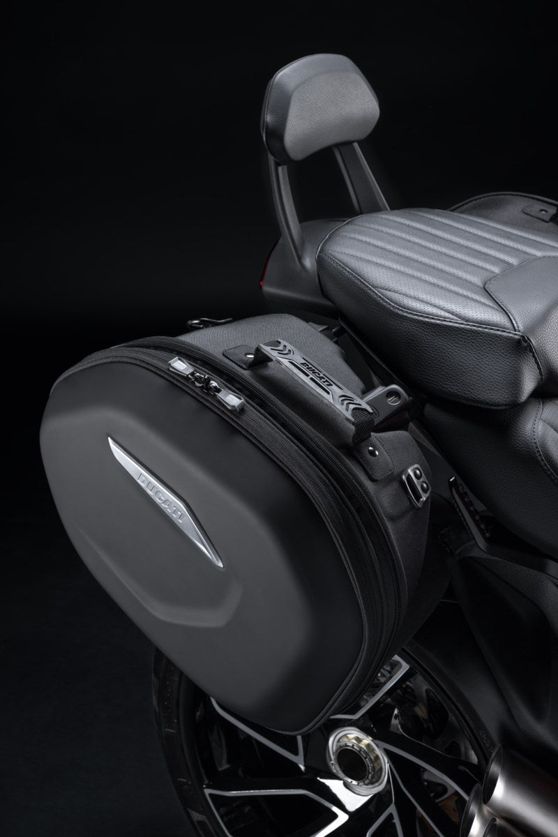 96782133AA - Semi Rigid Side Panniers - Diavel V4 – Ducati Omaha
