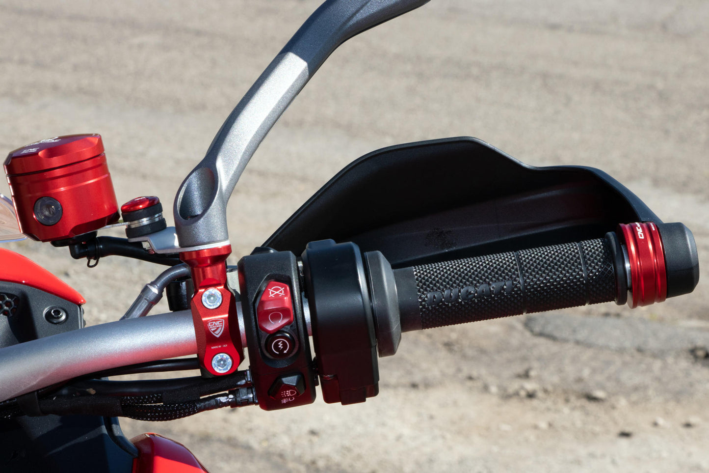 CV021 - CNC Racing - Master Cylinder Clamp Mirror Mount - Multistrada V4 - BRAKE SIDE