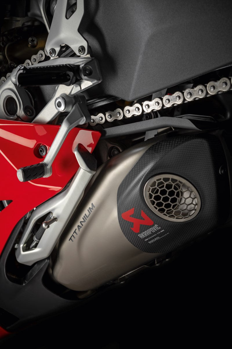 96482151AA - Akrapovic Slip-on Silencer – Ducati Omaha