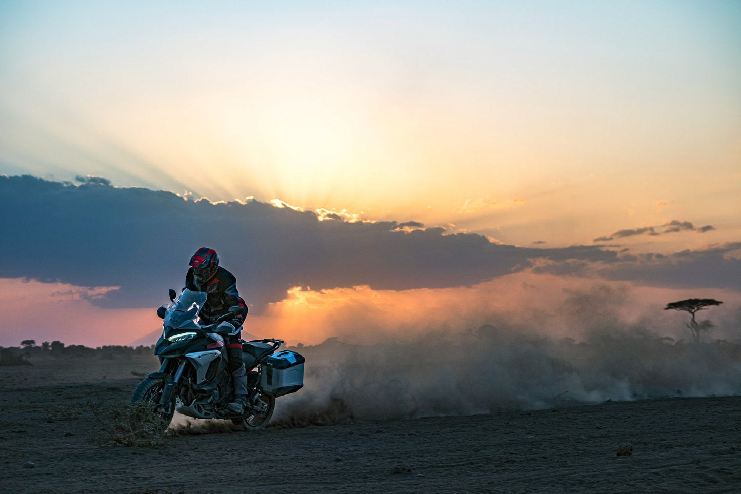 2025 Ducati Multistrada V4 Rally - Red