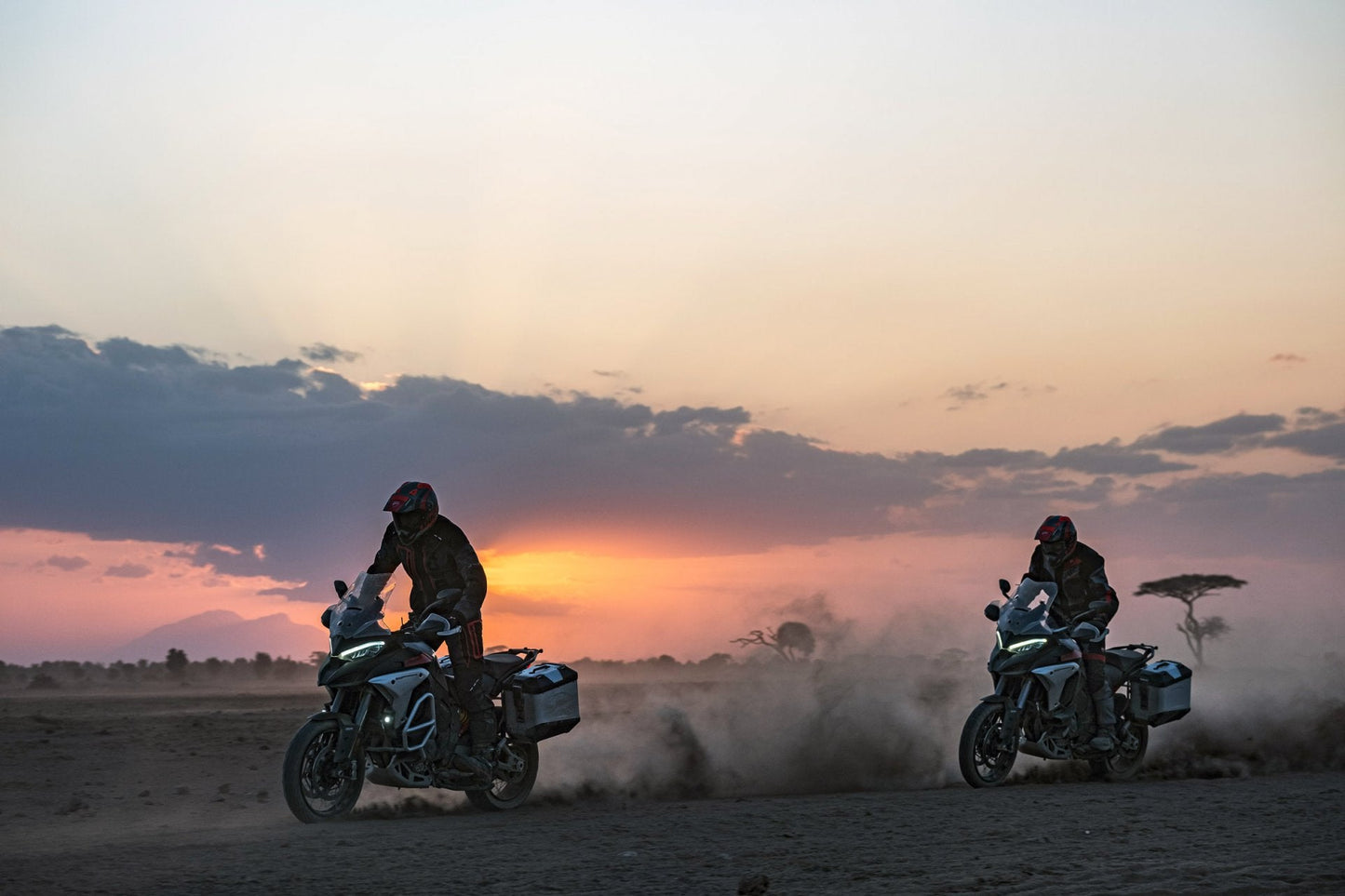 2025 Ducati Multistrada V4 Rally - Red