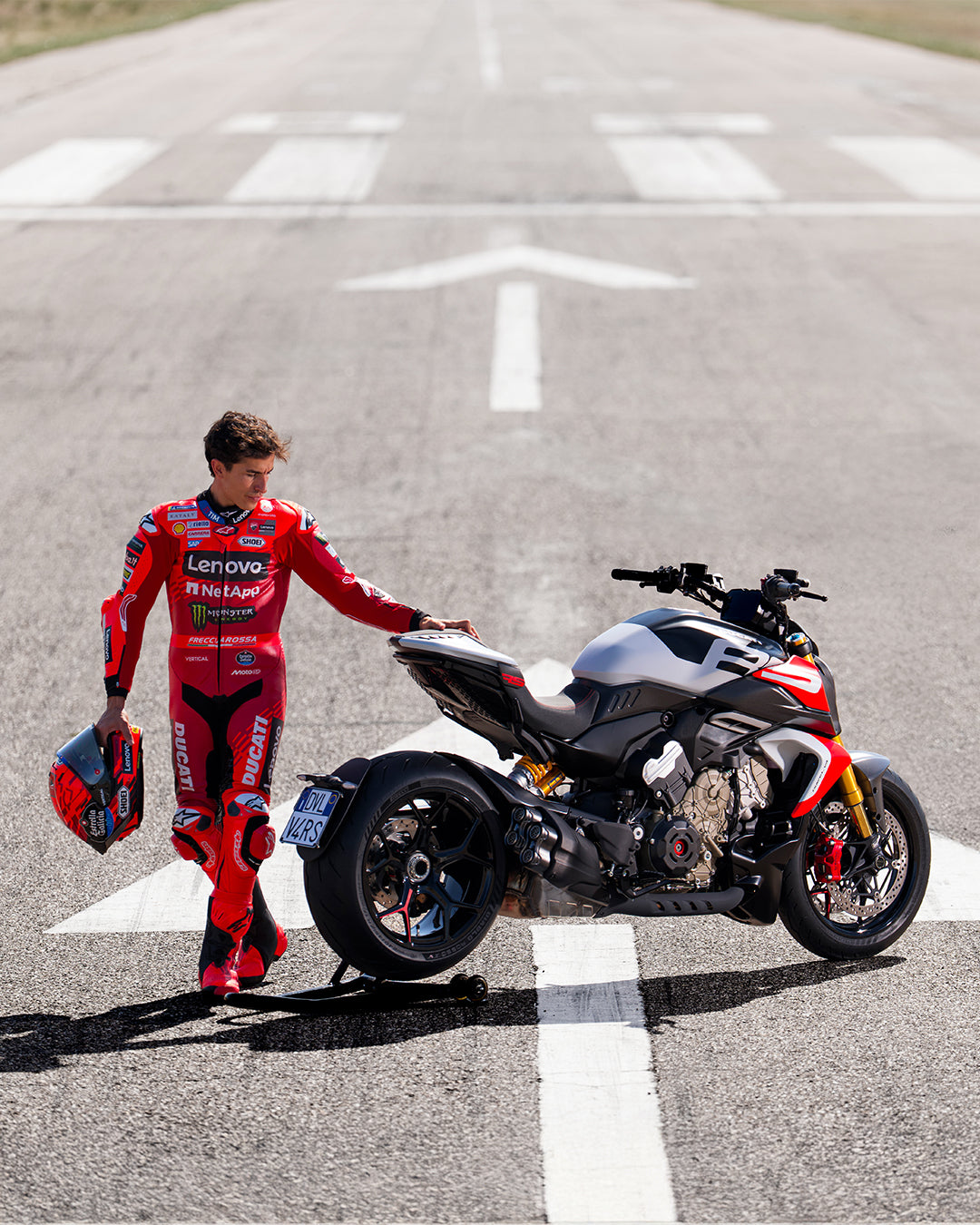 2026 Ducati Diavel V4 RS