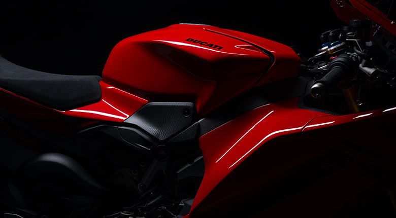 2025 Ducati Panigale V4 - Red