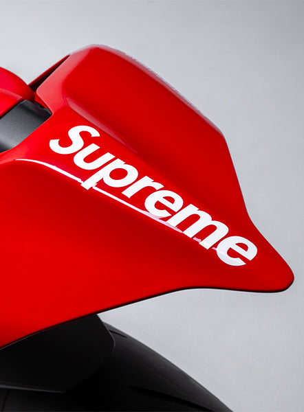 2025 Ducati Streetfighter V4 Supreme