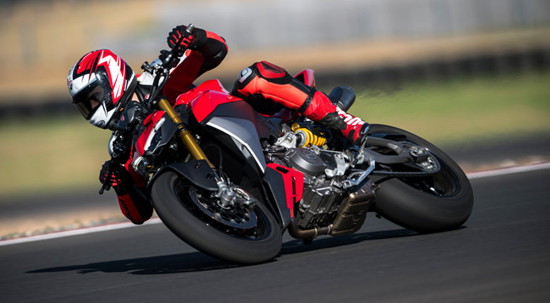 2025 Ducati Streetfighter V2 - Red