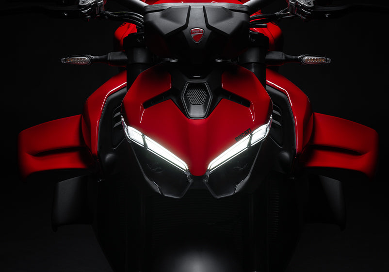 2025 Ducati Streetfighter V4 - Red
