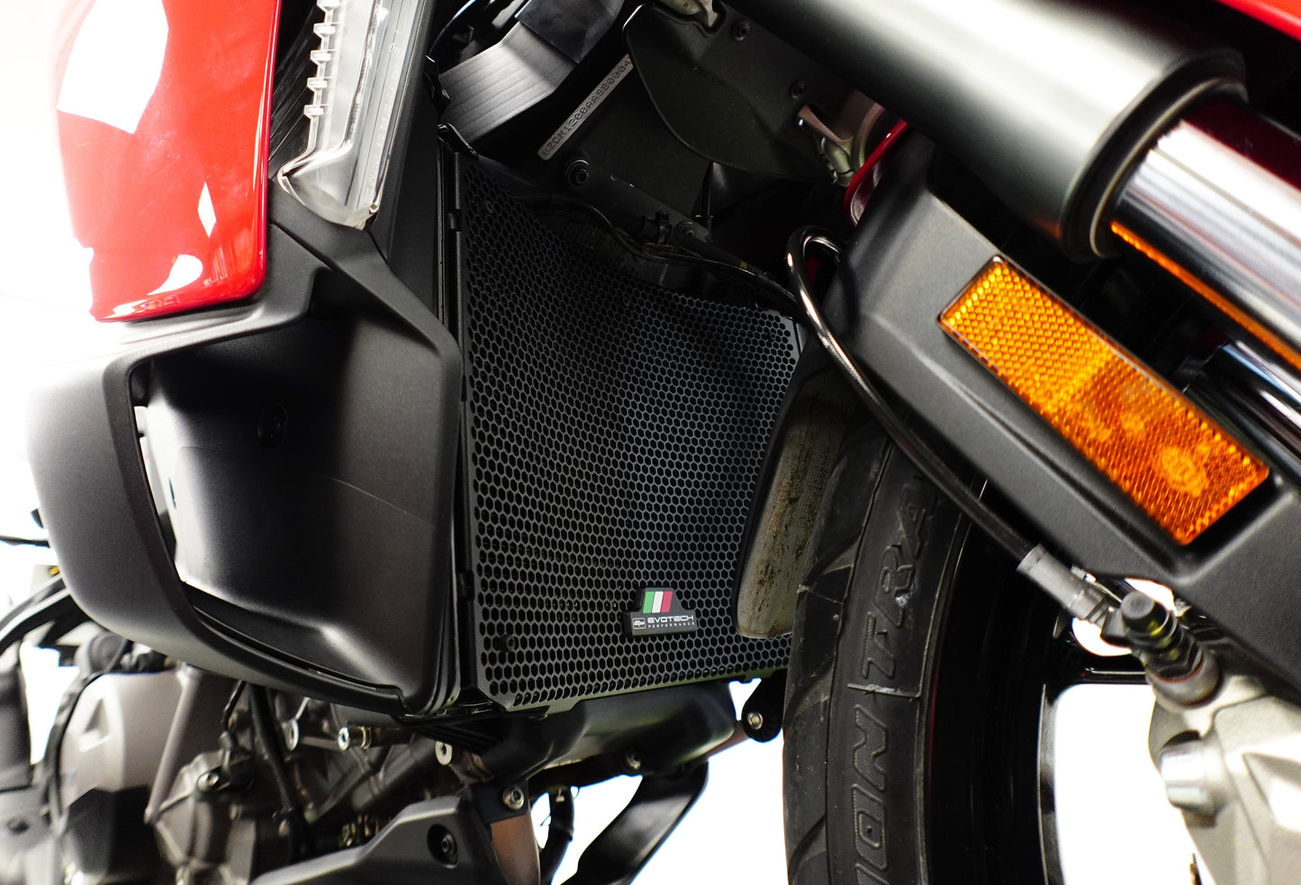 PRN018067 - Evotech Radiator Guard