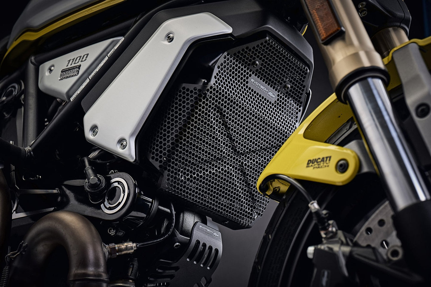 PRN014090 - Evotech Oil Cooler Guard