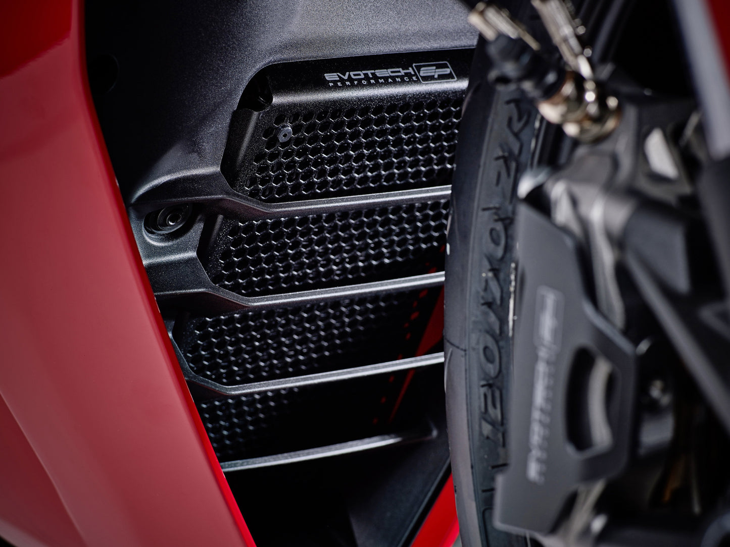 PRN013733 - Evotech Oil Cooler Guard