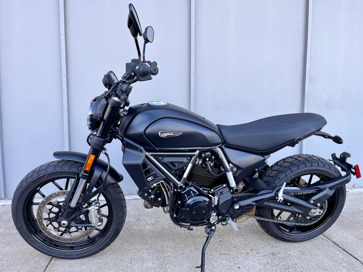 PREMIUM PREOWNED 2025 Ducati Scrambler Icon Dark (2368)