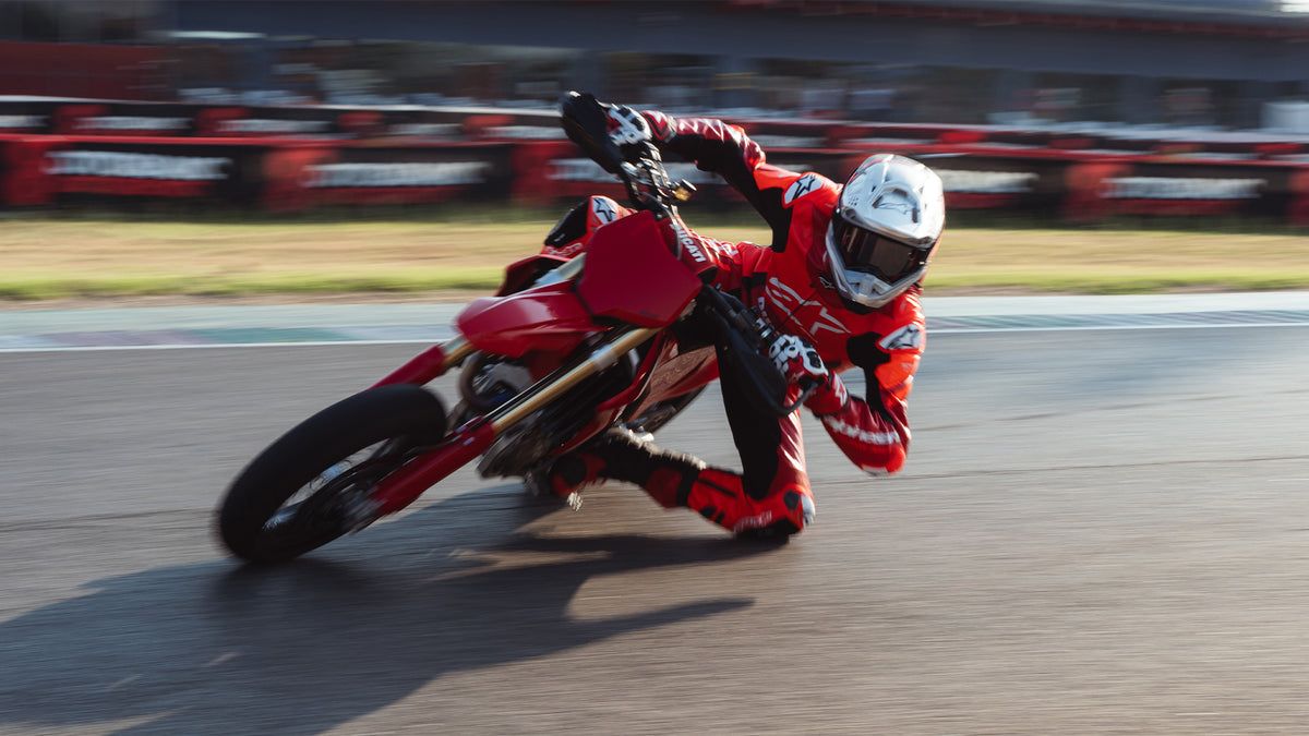 2027 Ducati Desmo450 SM