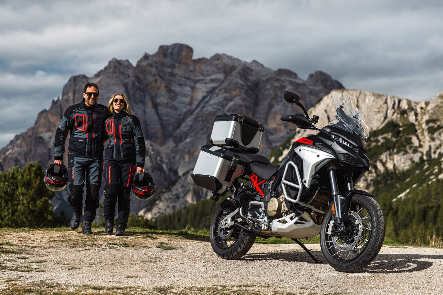 2025 Ducati Multistrada V4 Rally - Red