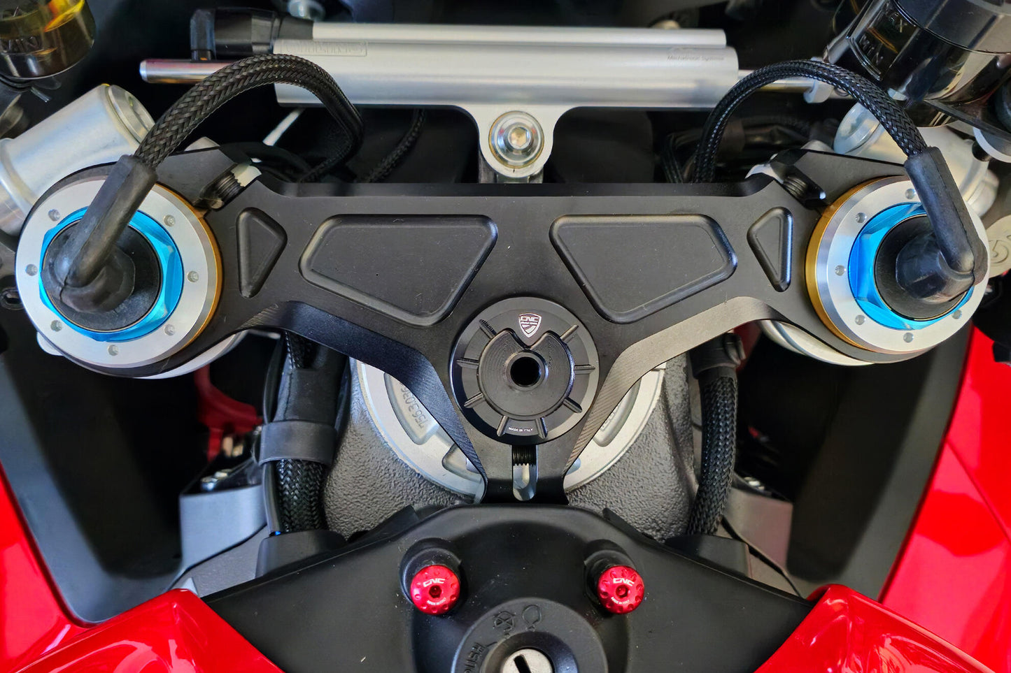 PSA51 - CNC Racing Steering Head Nut Cap for the Ducati Panigale V4 / Streetfighter V4