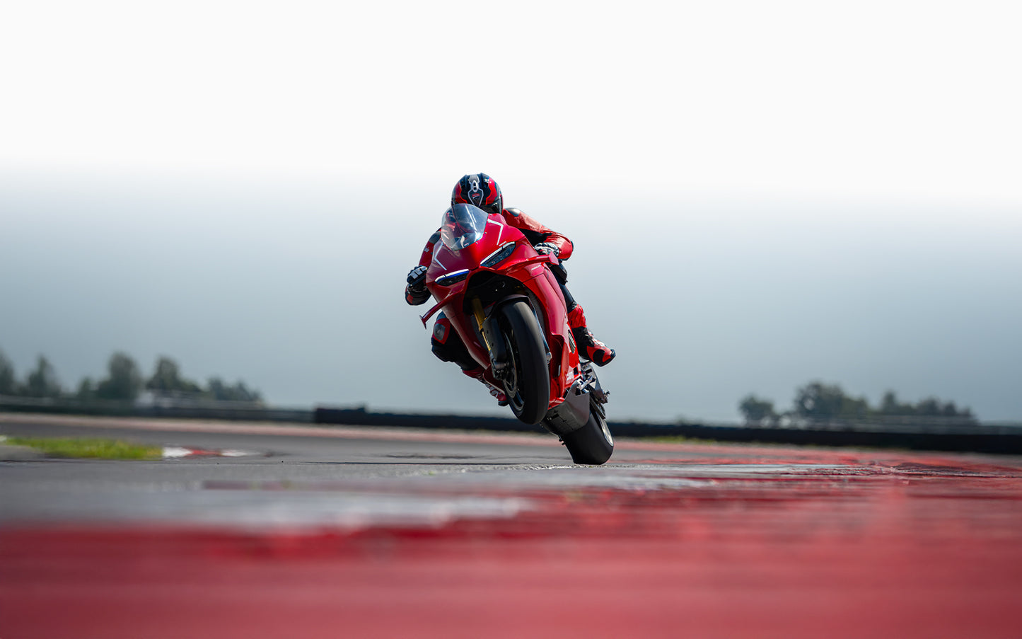 2026 Ducati Panigale V4 R