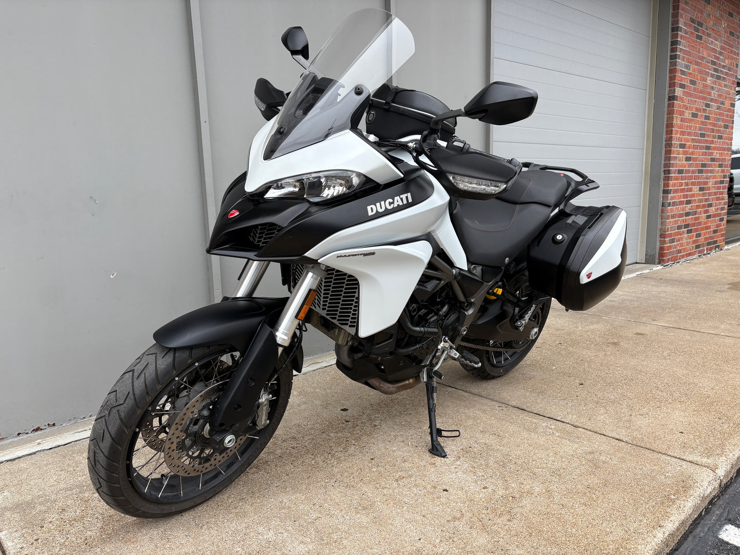 PREMIUM PREOWNED 2018 Multistrada 950 (1483)