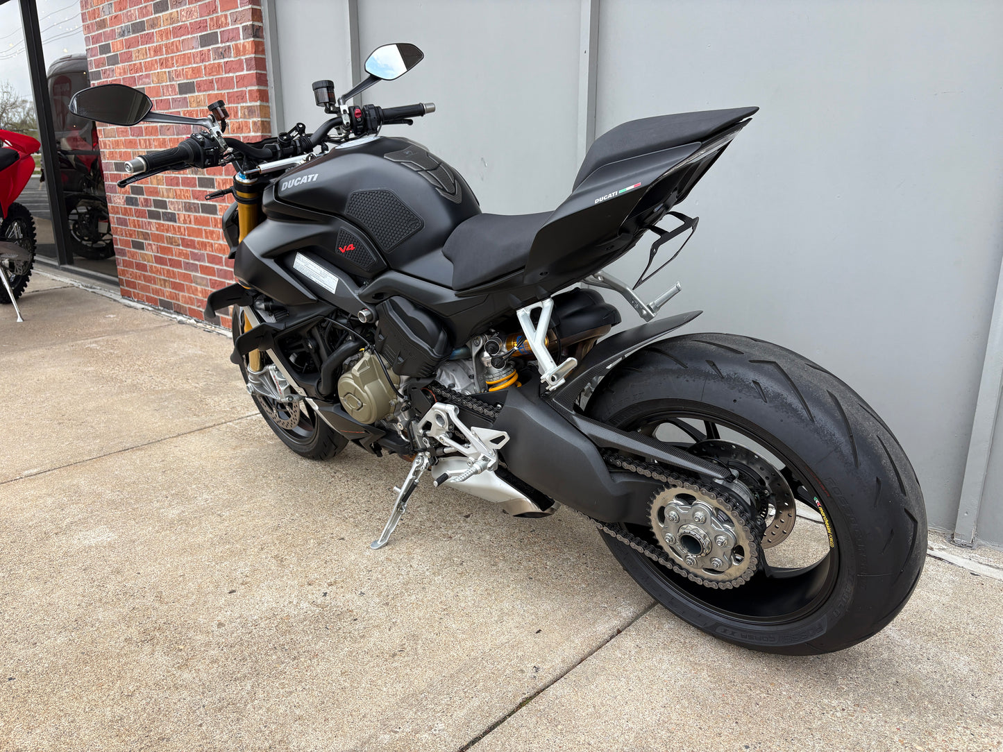 PREMIUM PREOWNED 2022 Ducati Streetfighter V4 S (2002)