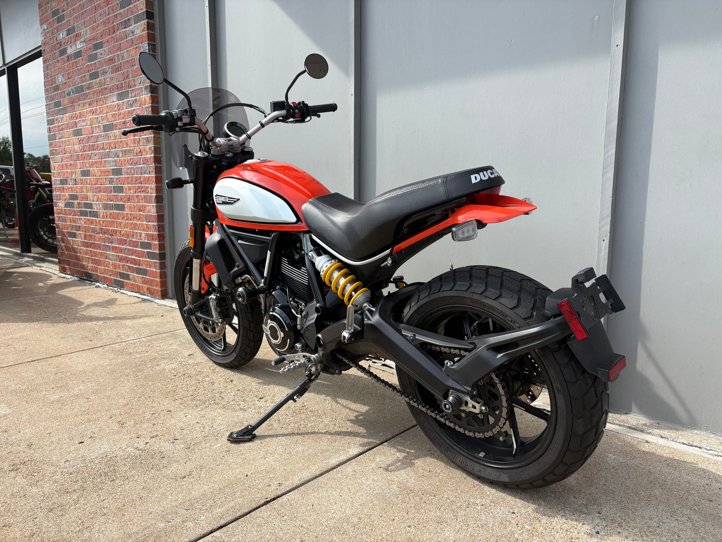 PREMIUM PREOWNED 2019 Ducati Scrambler Icon (1509)