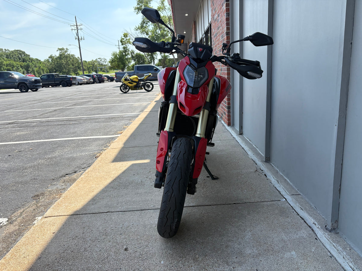 DEMO 2026 Hypermotard V2 (2497)