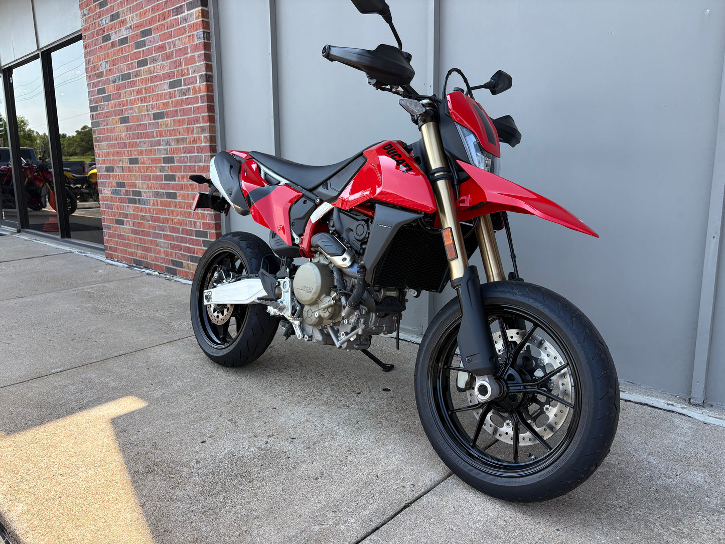 DEMO 2026 Hypermotard 698 Mono (2459)