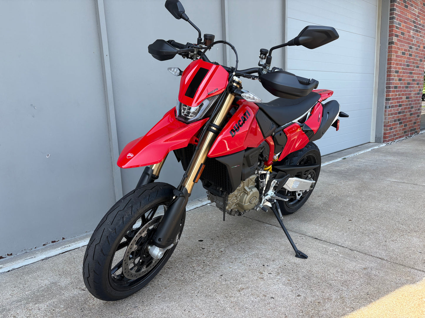 DEMO 2026 Hypermotard 698 Mono (2459)