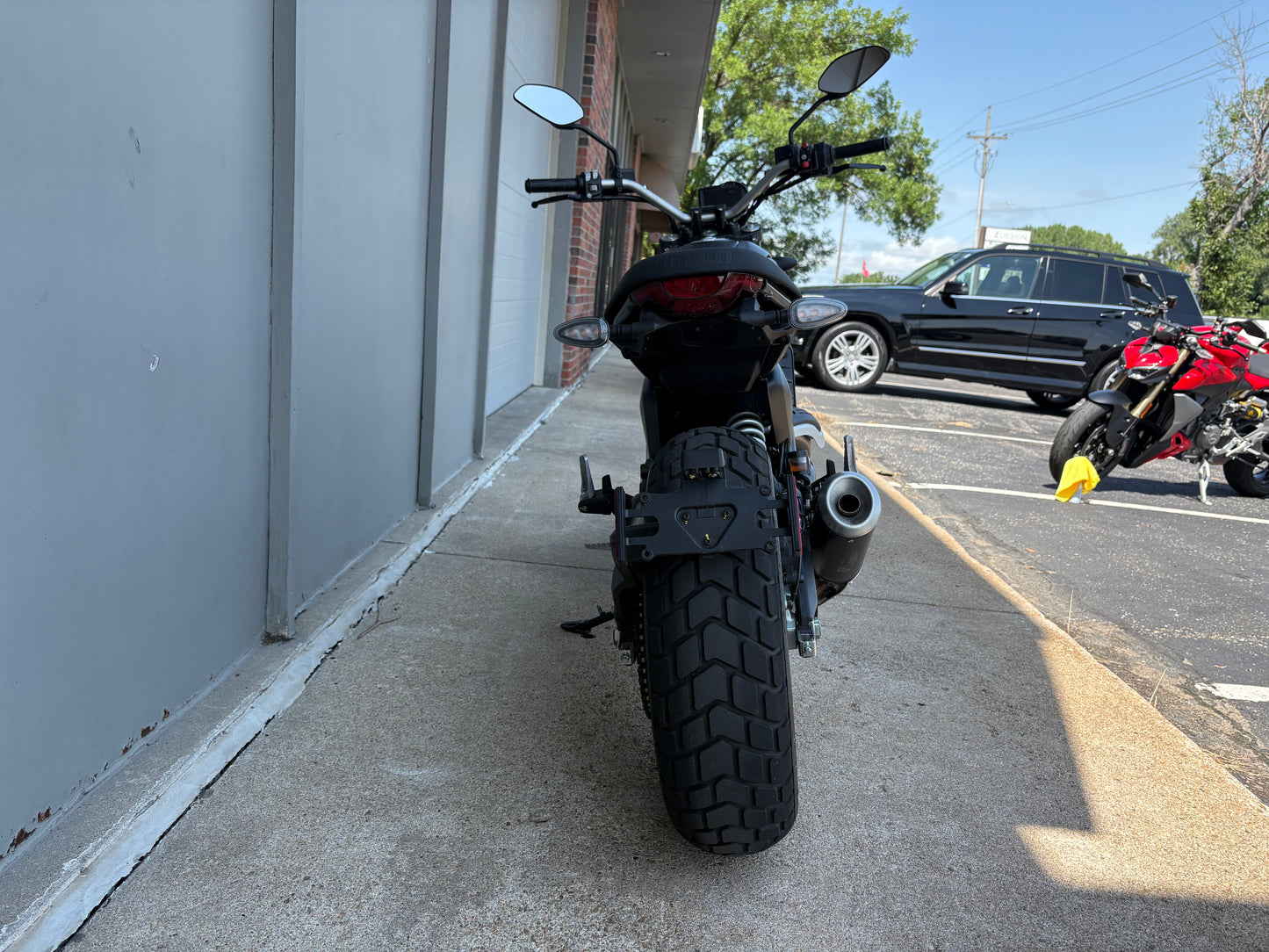 DEMO 2026 Ducati Scrambler Icon Dark (2472)