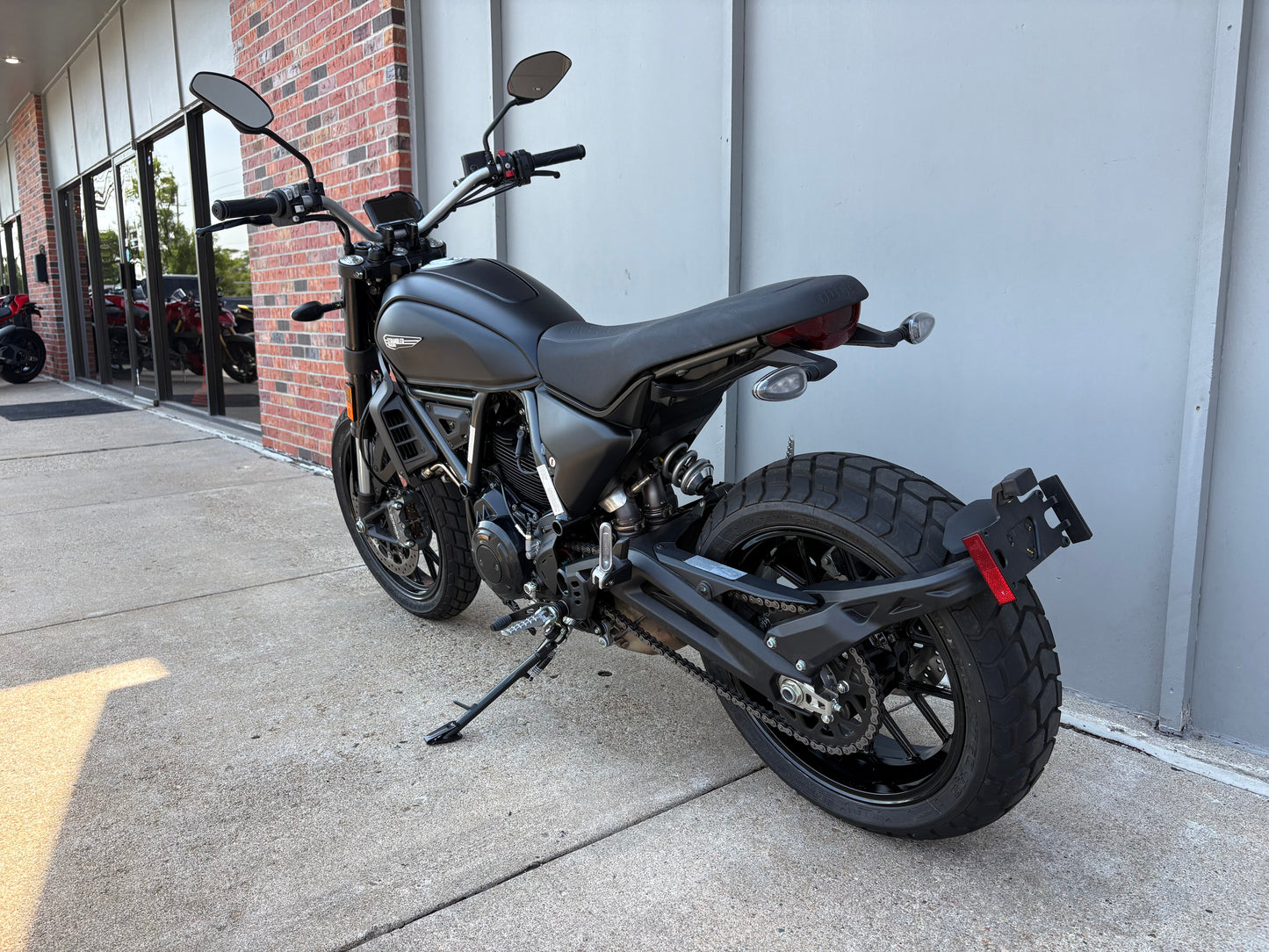 DEMO 2026 Ducati Scrambler Icon Dark (2472)