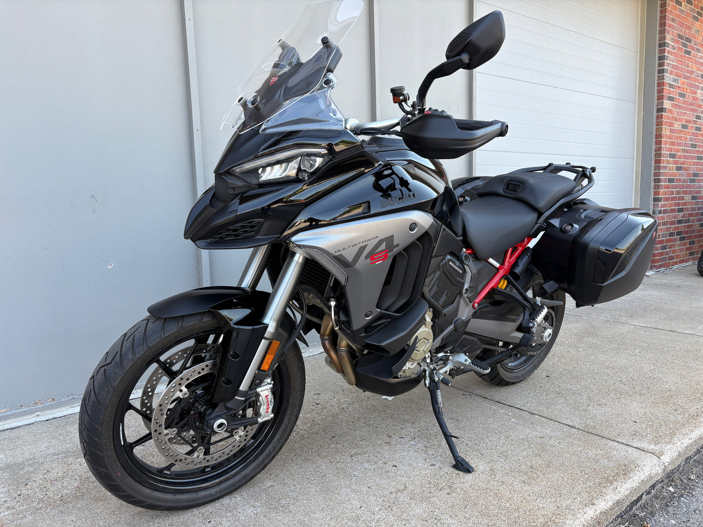 PREMIUM PREOWNED 2025 Ducati Multistrada V4 S (2321)