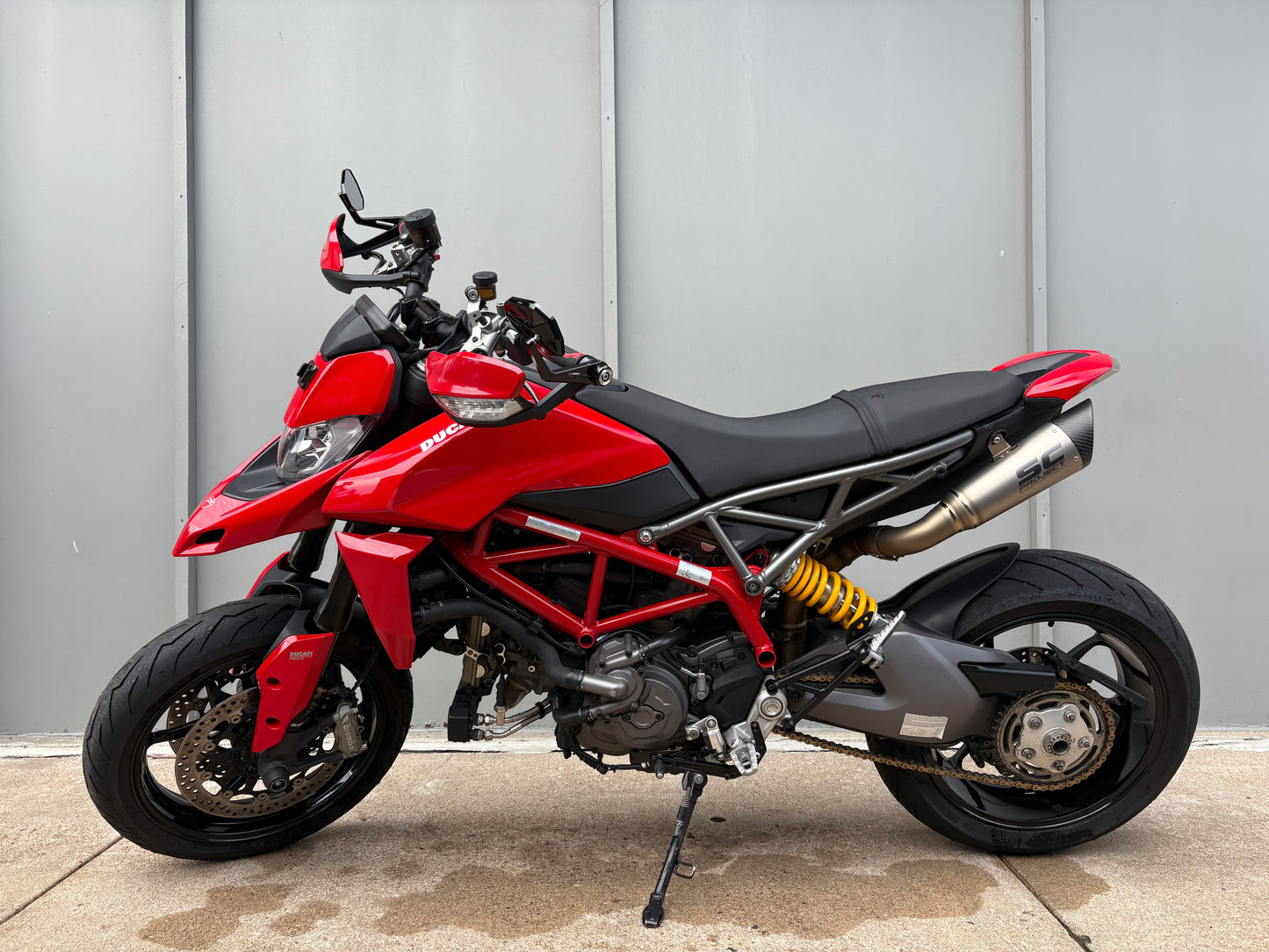 PREMIUM PREOWNED 2022 Ducati Hypermotard 950 (2033)